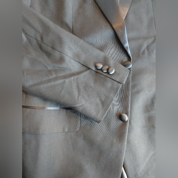 Jacket - Picture 5 of 5